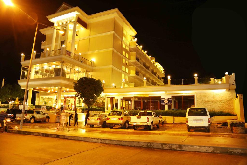 Serendipity Beach Resort Sihanoukville Eksteriør billede
